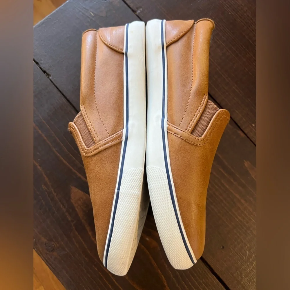 Cat & Jack Tan Slip-On Kids Dress Shoes Size 4